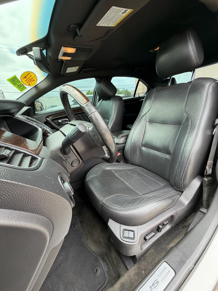 Ford Taurus 4dr Sdn Limited FWD 2014