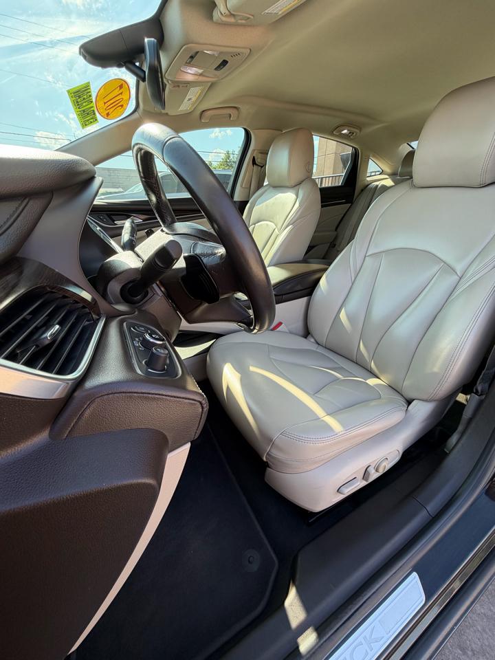 Buick LaCrosse 4dr Sdn Preferred FWD 2017