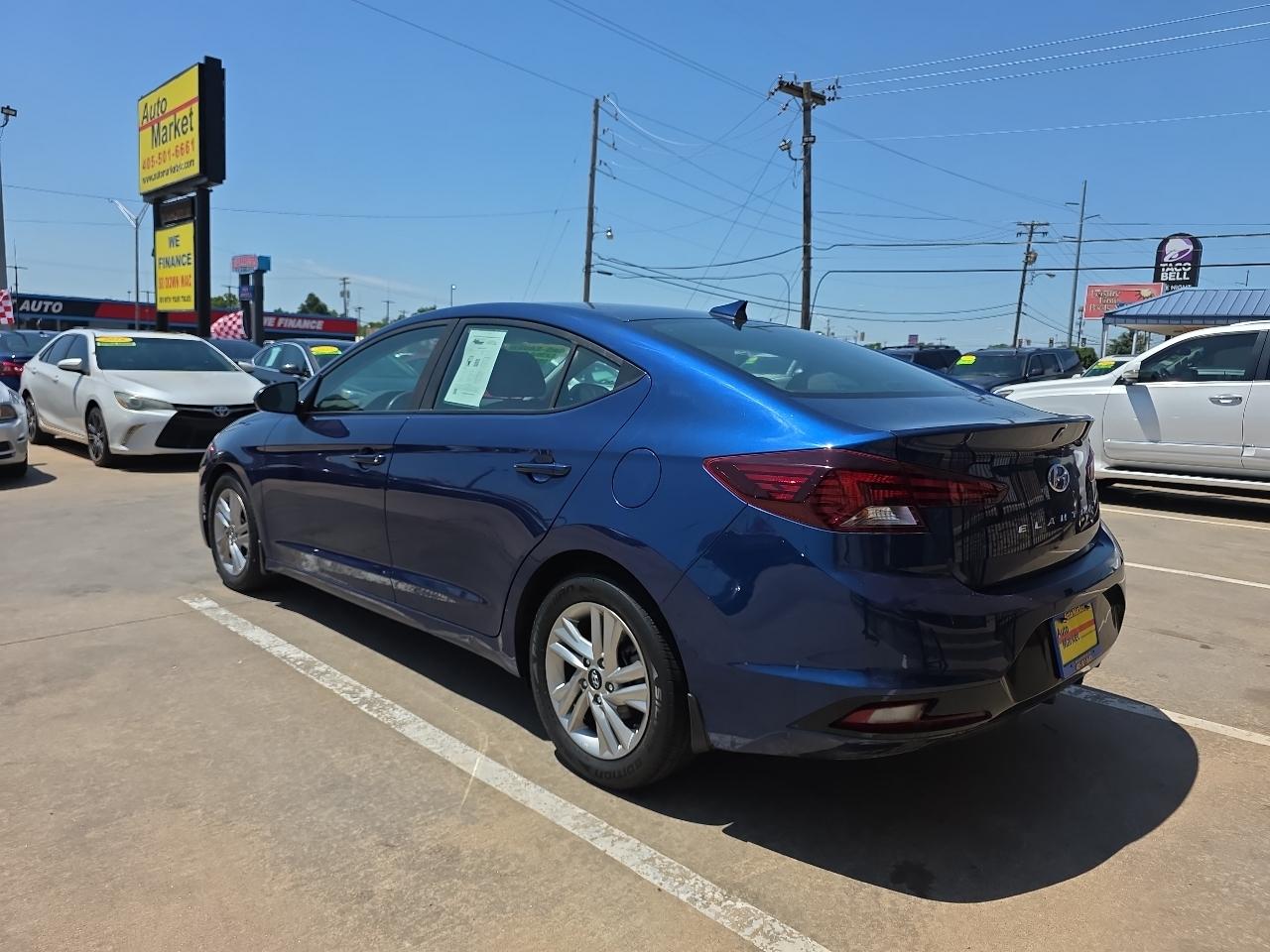 Hyundai Elantra SEL IVT 2020