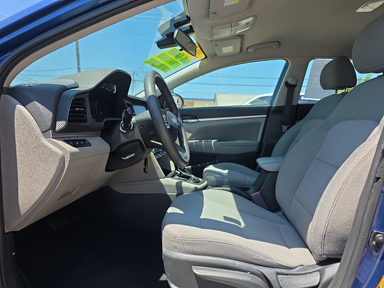 Hyundai Elantra SEL IVT 2020
