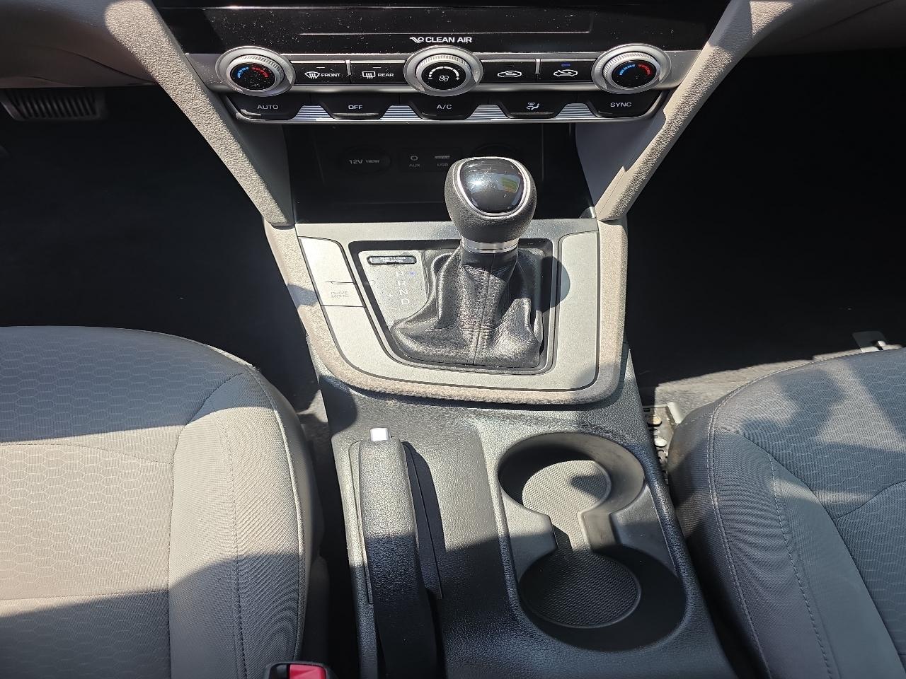 Hyundai Elantra SEL IVT 2020