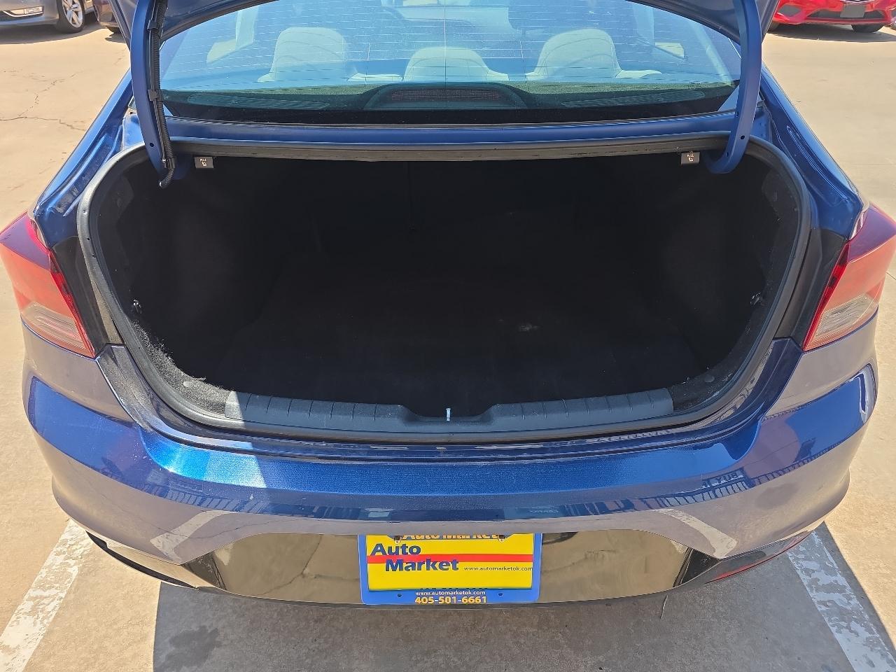 Hyundai Elantra SEL IVT 2020