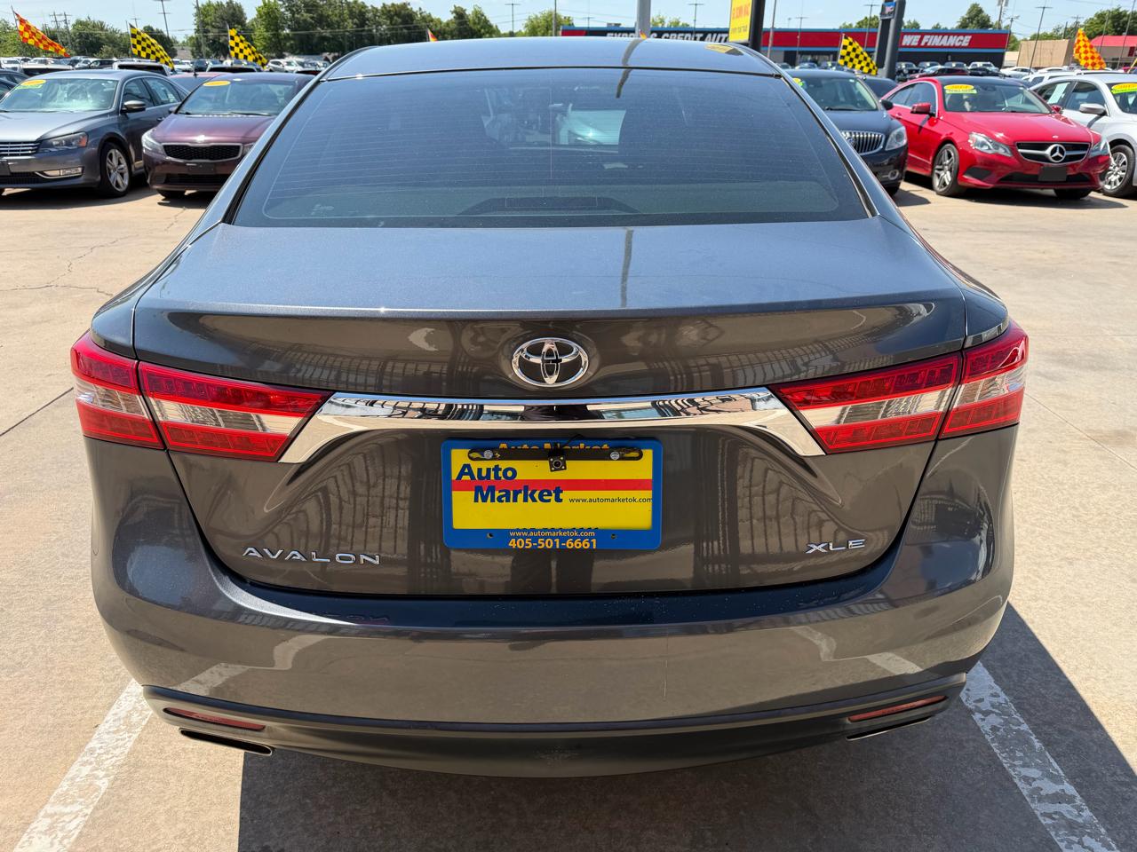 Toyota Avalon 4dr Sdn XLE Premium (Natl) 2013