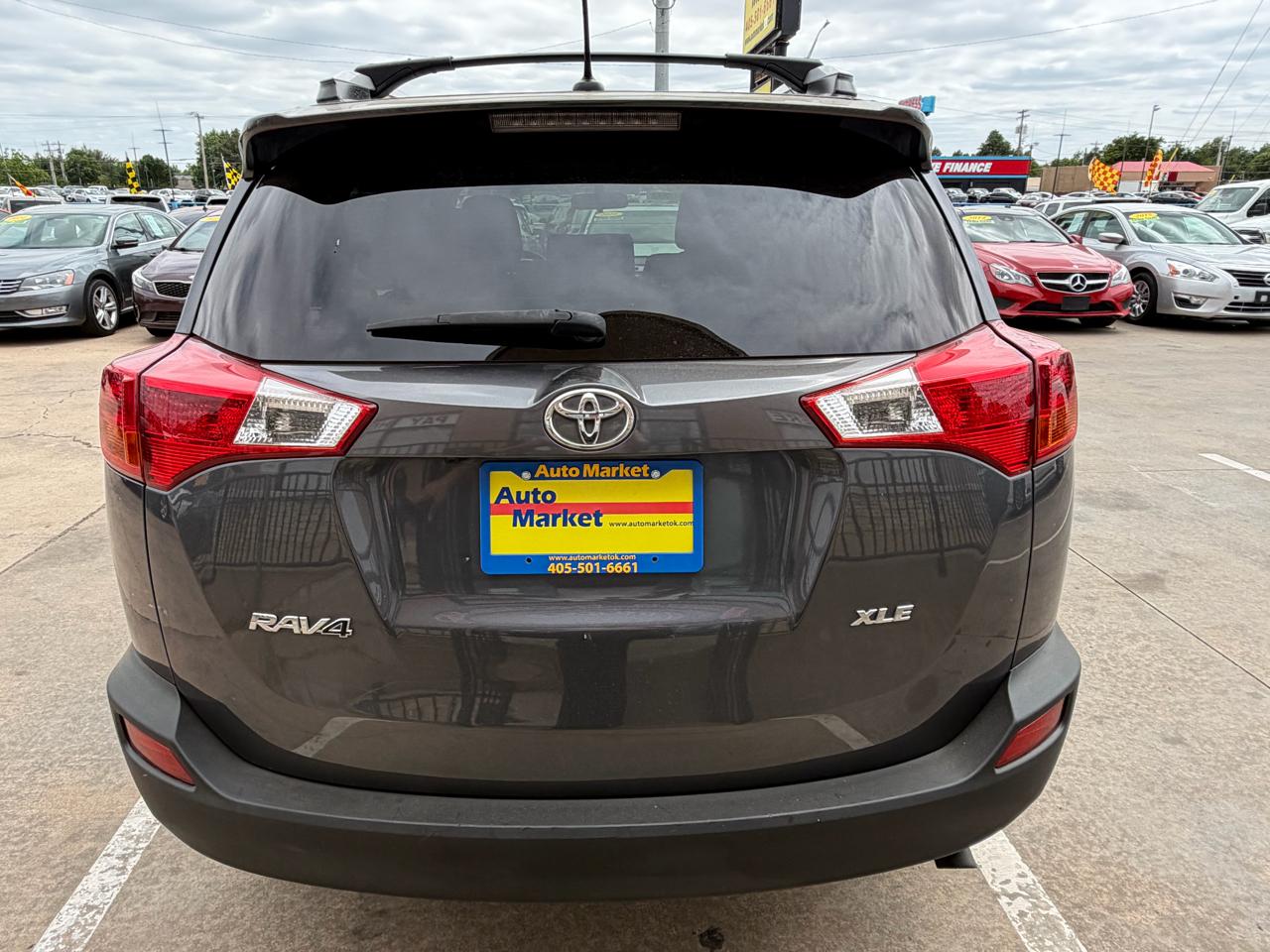 Toyota RAV4 FWD 4dr XLE (Natl) 2015
