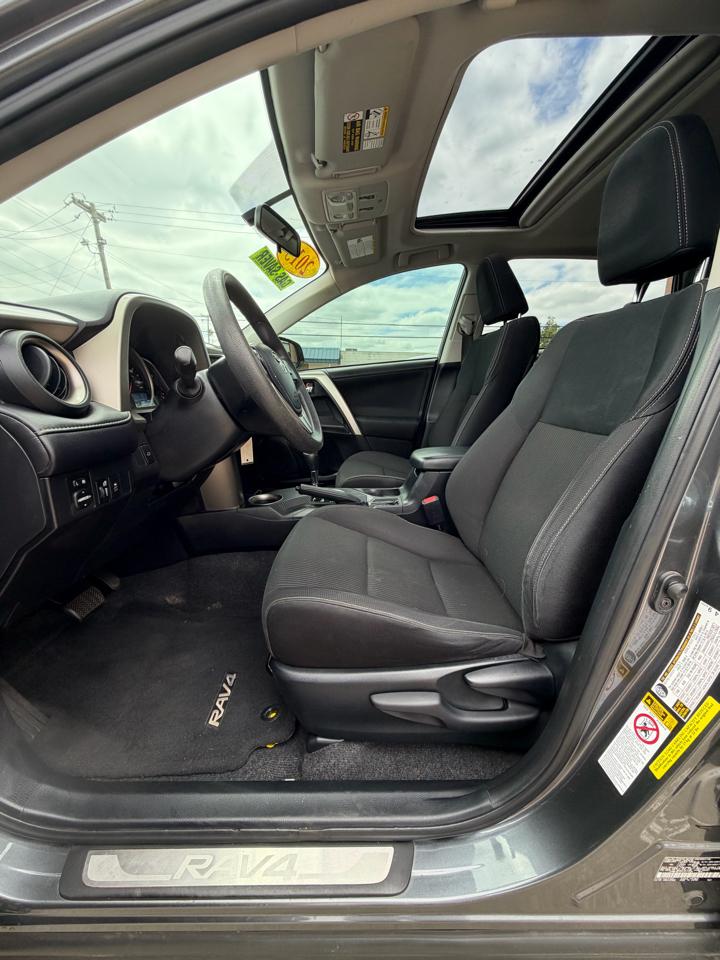 Toyota RAV4 FWD 4dr XLE (Natl) 2015