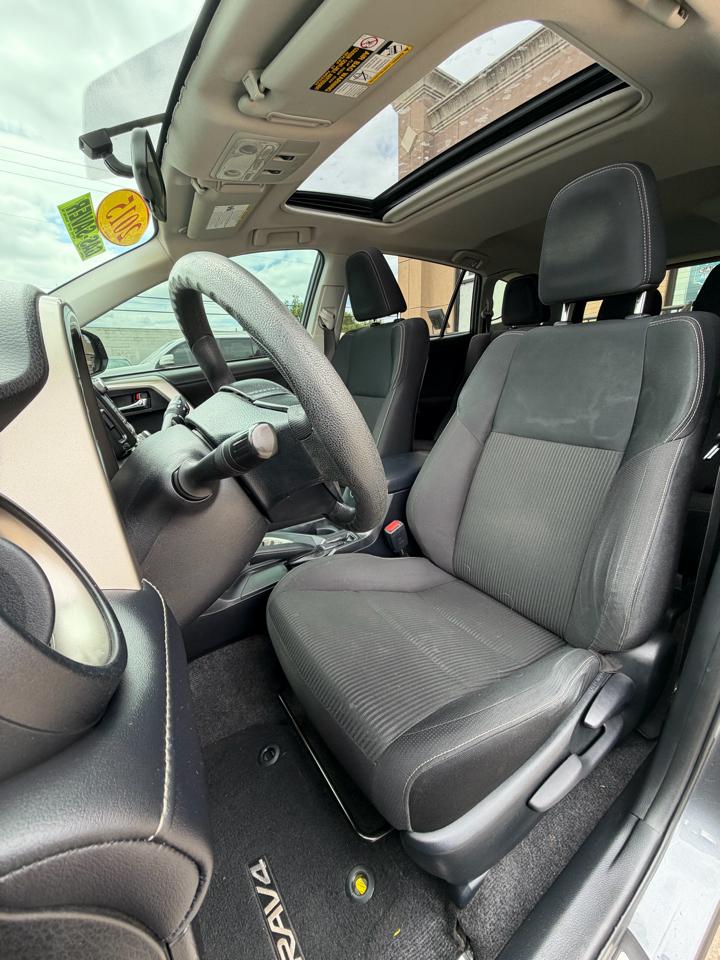 Toyota RAV4 FWD 4dr XLE (Natl) 2015
