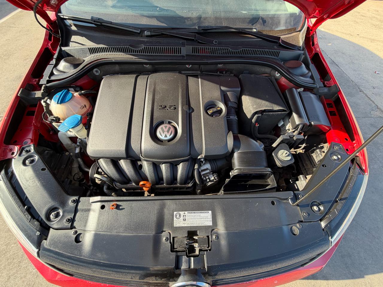 Volkswagen Jetta Sedan 4dr Manual SE PZEV 2012