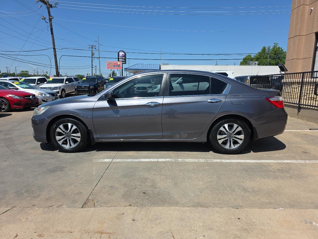 Honda Accord Sdn 4dr I4 Man LX 2013