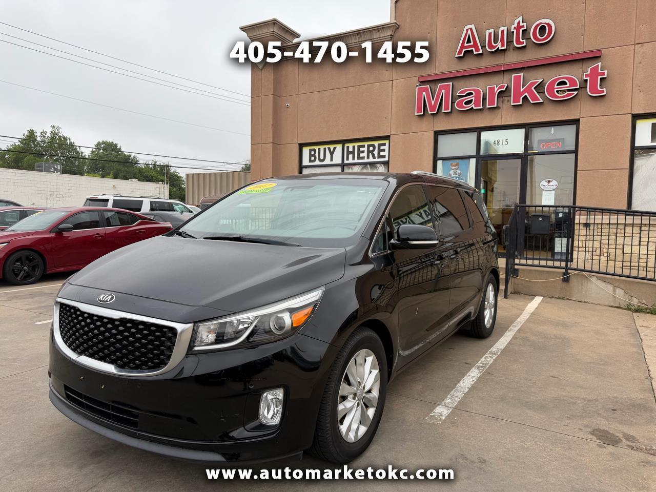 2017 Kia Sedona EX's photo