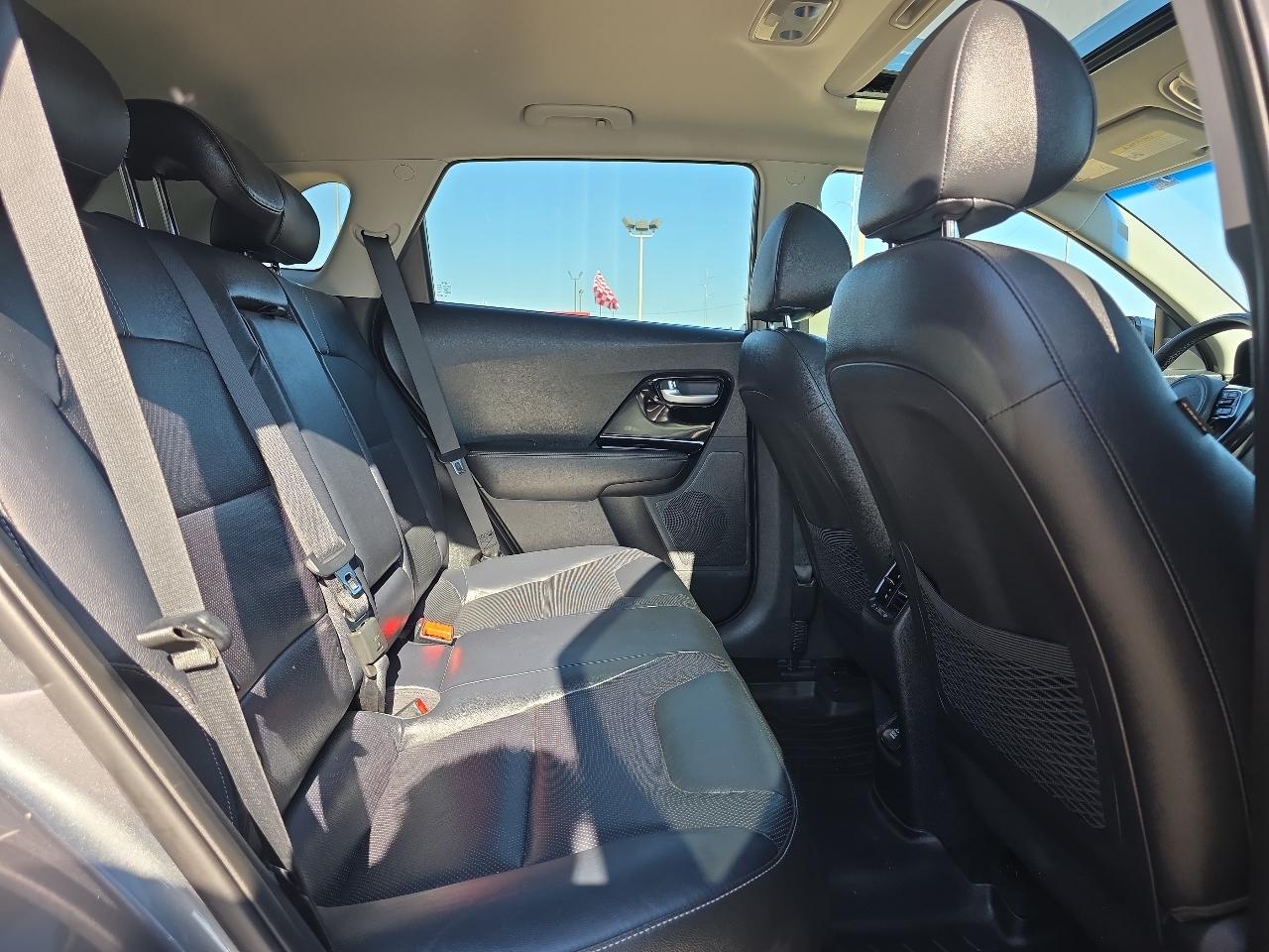 Kia Niro EX FWD 2018