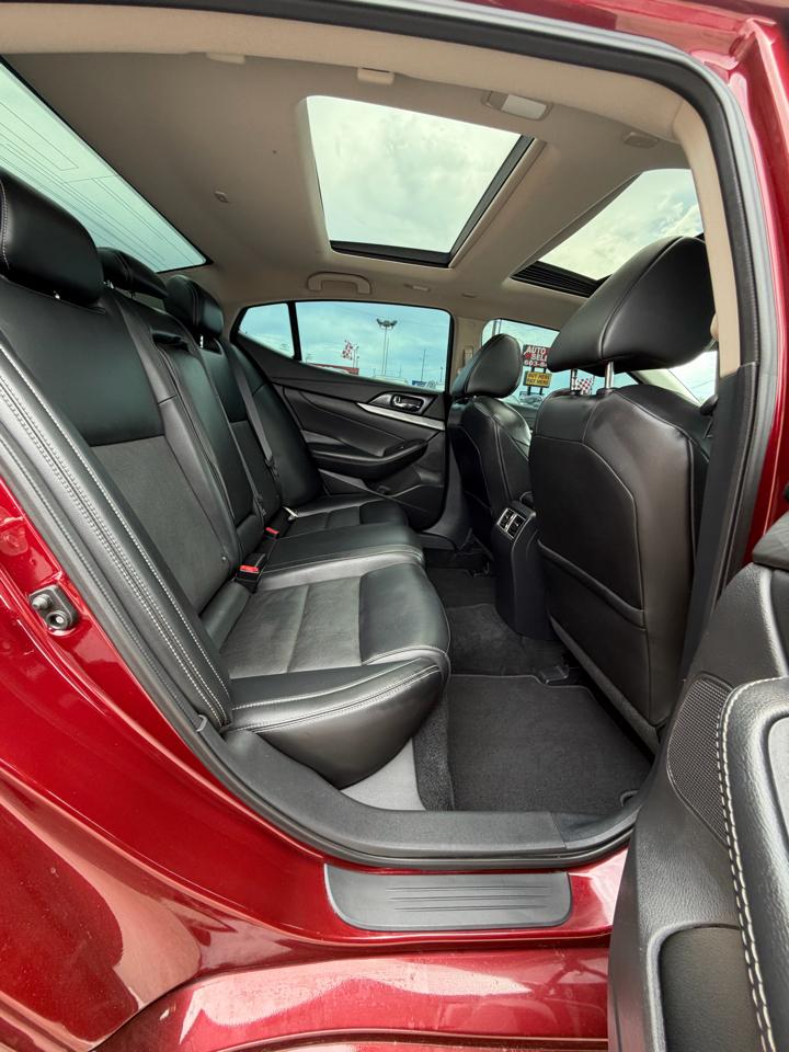 Nissan Maxima SL 3.5L 2017