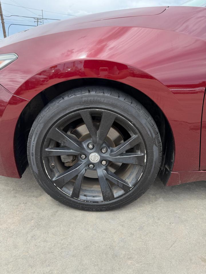 Nissan Maxima SL 3.5L 2017