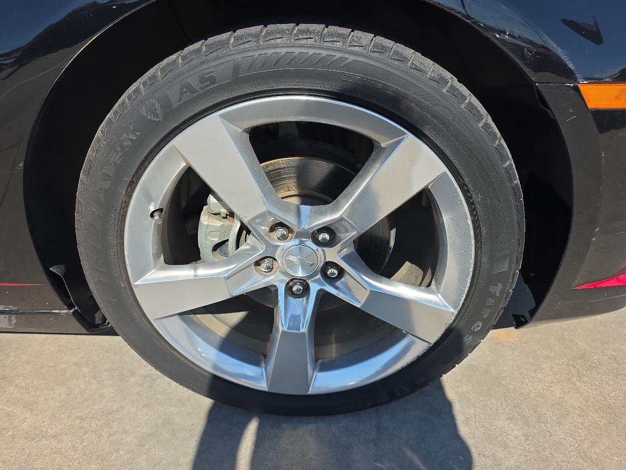 Chevrolet Camaro 2dr Cpe 1LS 2012