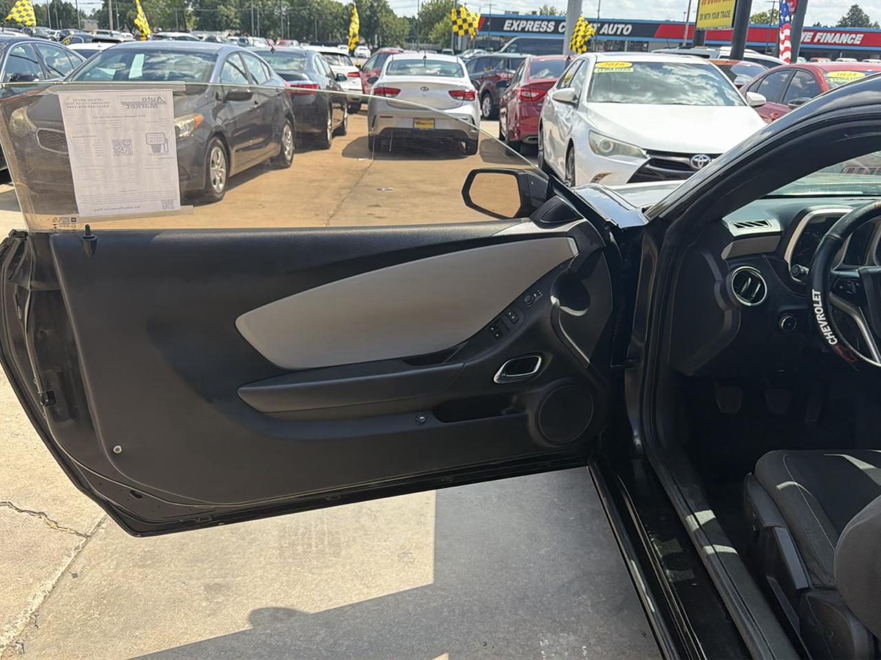 Chevrolet Camaro 2dr Cpe 1LS 2012