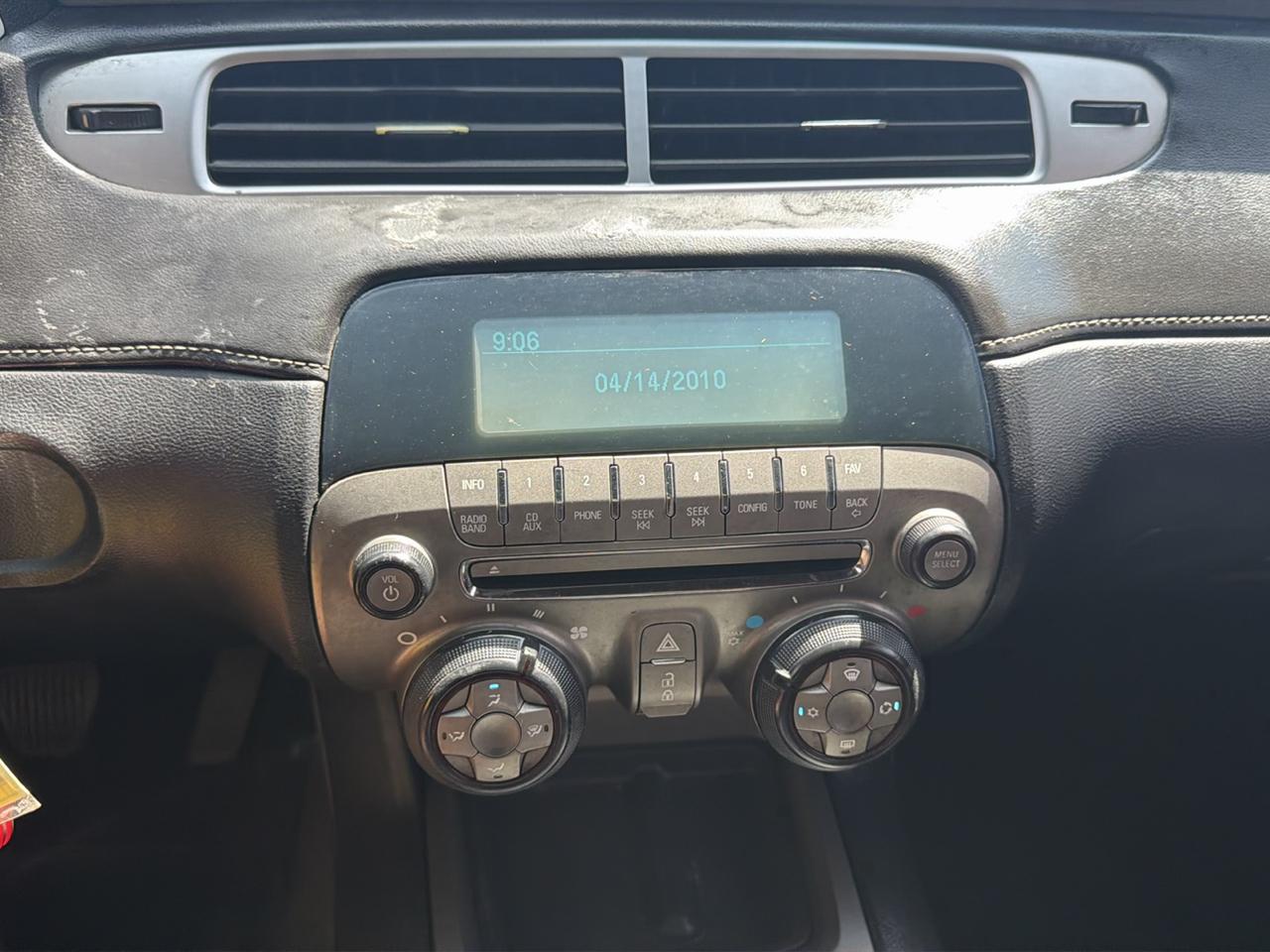 Chevrolet Camaro 2dr Cpe 1LS 2012