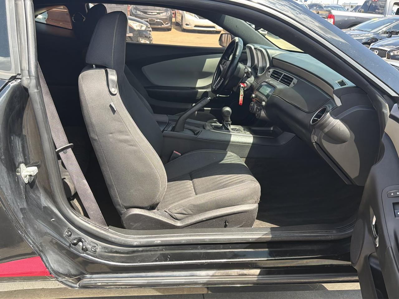 Chevrolet Camaro 2dr Cpe 1LS 2012