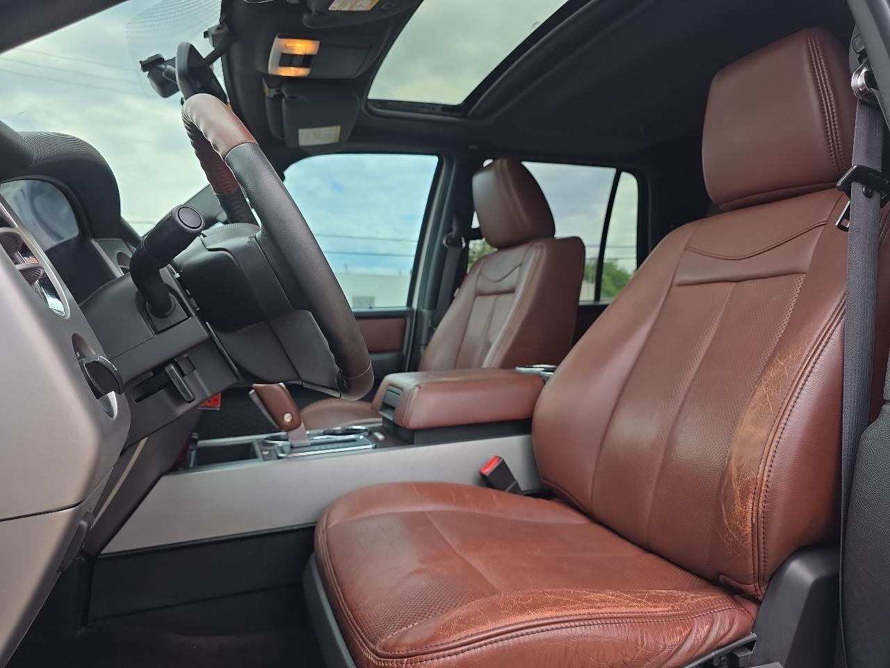 Ford Expedition 2WD 4dr King Ranch 2014