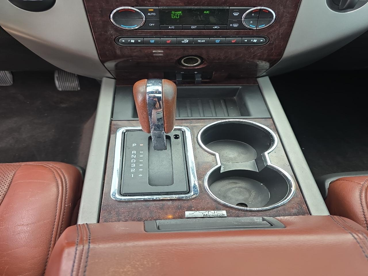 Ford Expedition 2WD 4dr King Ranch 2014