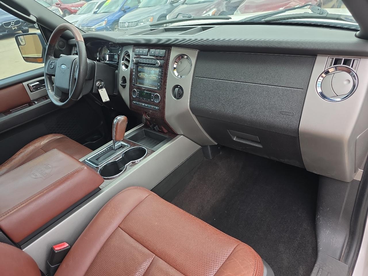Ford Expedition 2WD 4dr King Ranch 2014