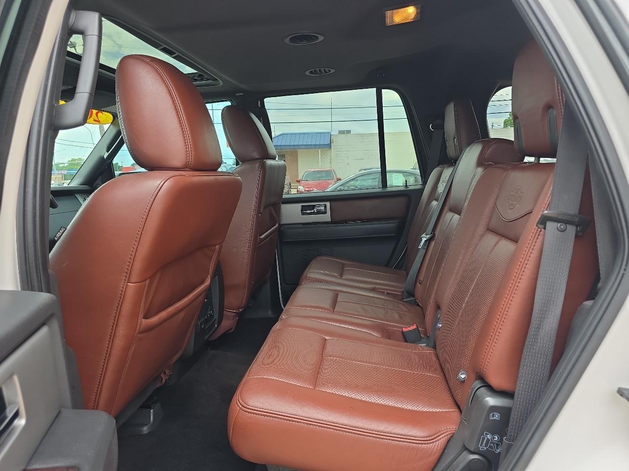 Ford Expedition 2WD 4dr King Ranch 2014