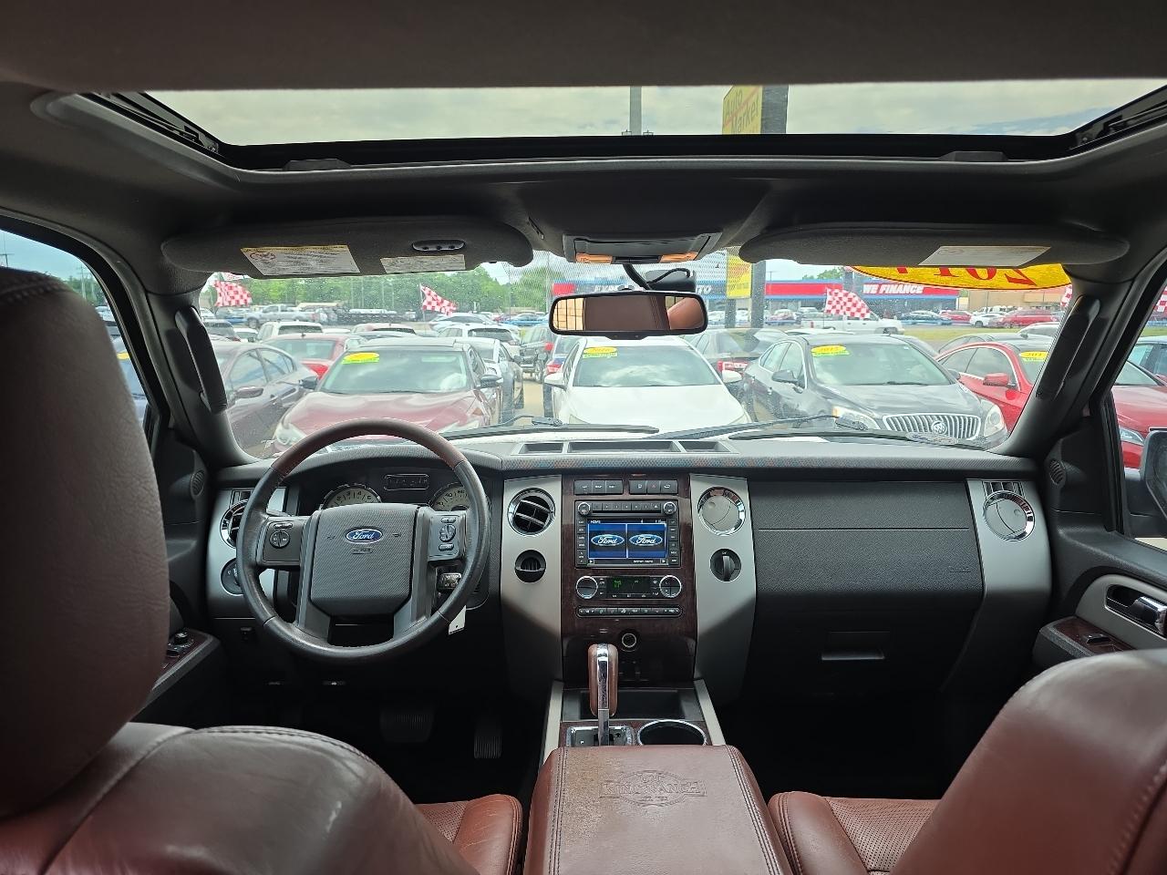 Ford Expedition 2WD 4dr King Ranch 2014