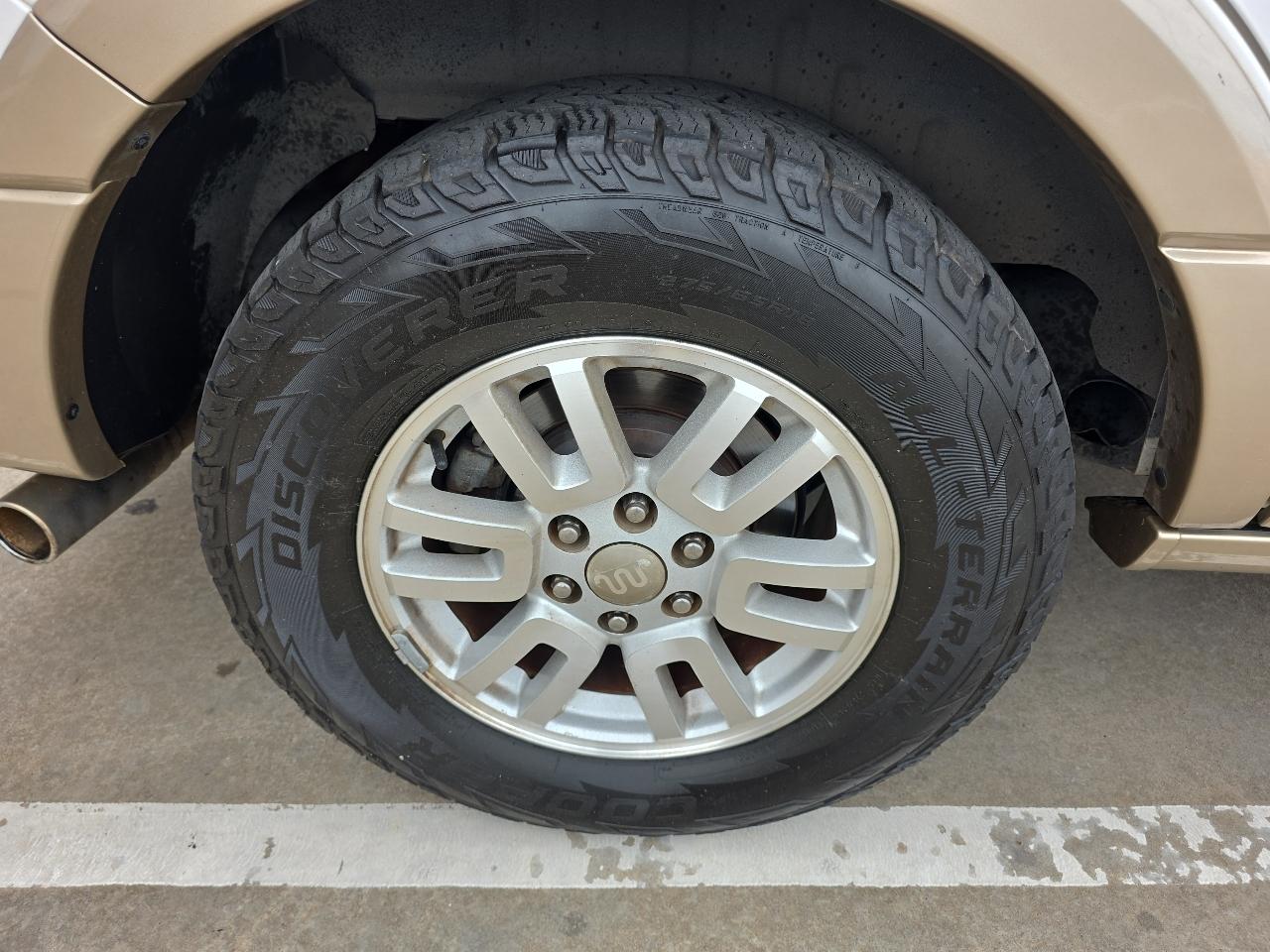 Ford Expedition 2WD 4dr King Ranch 2014