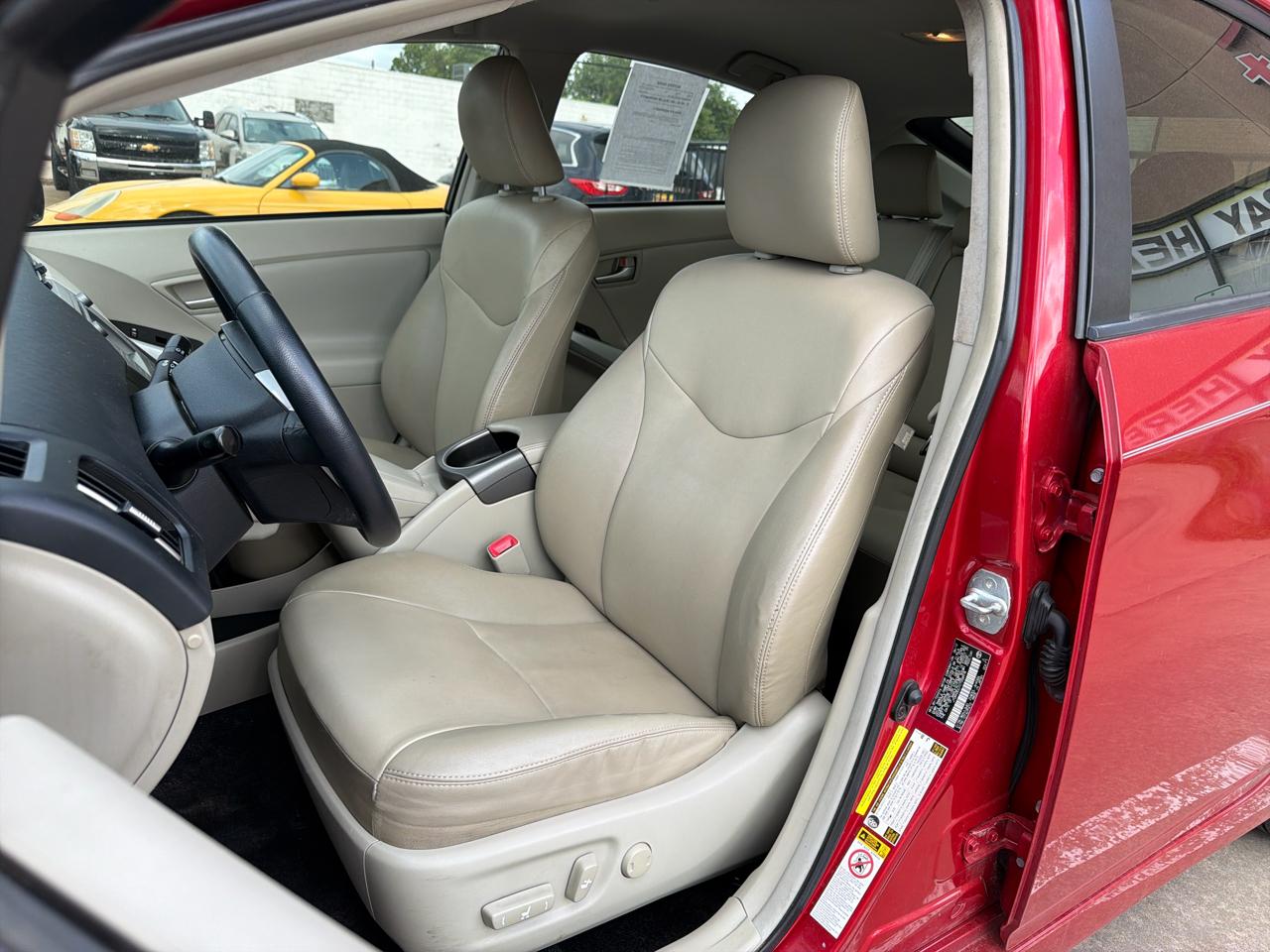 Toyota Prius 5dr HB Three (Natl) 2012