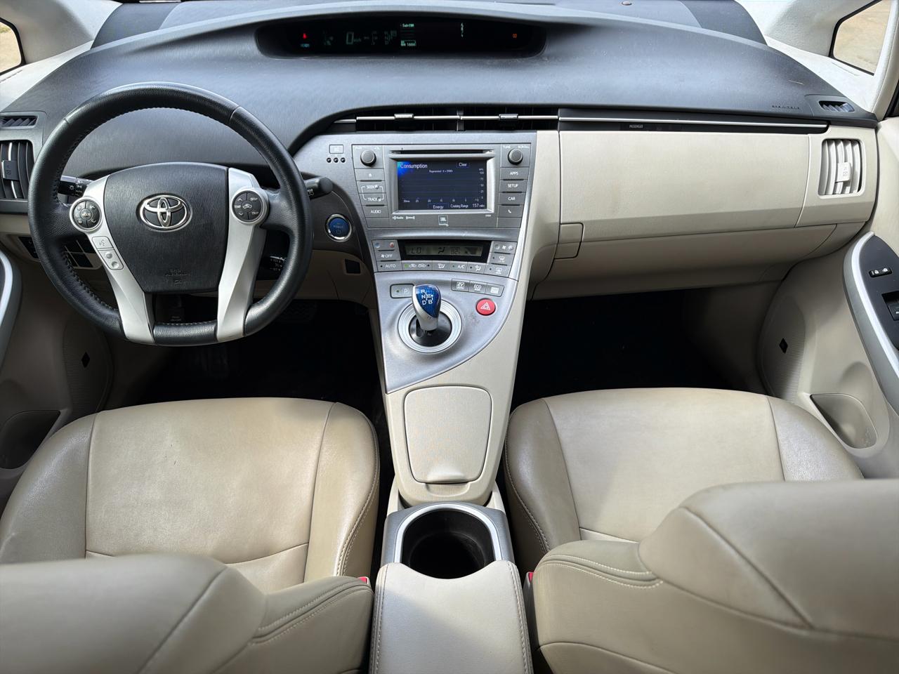 Toyota Prius 5dr HB Three (Natl) 2012