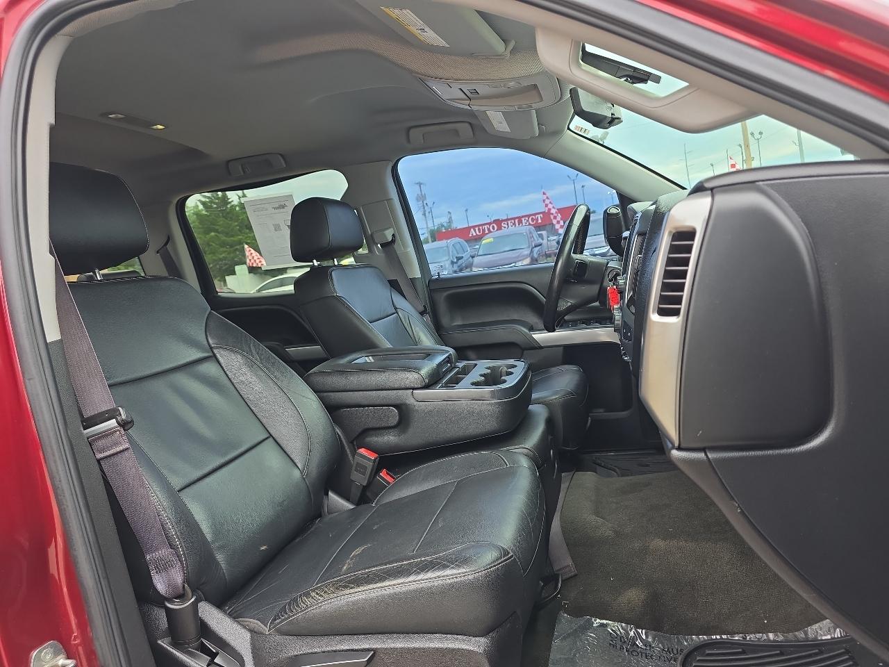 Chevrolet Silverado 1500 4WD Crew Cab 143.5" LT w/2LT 2016