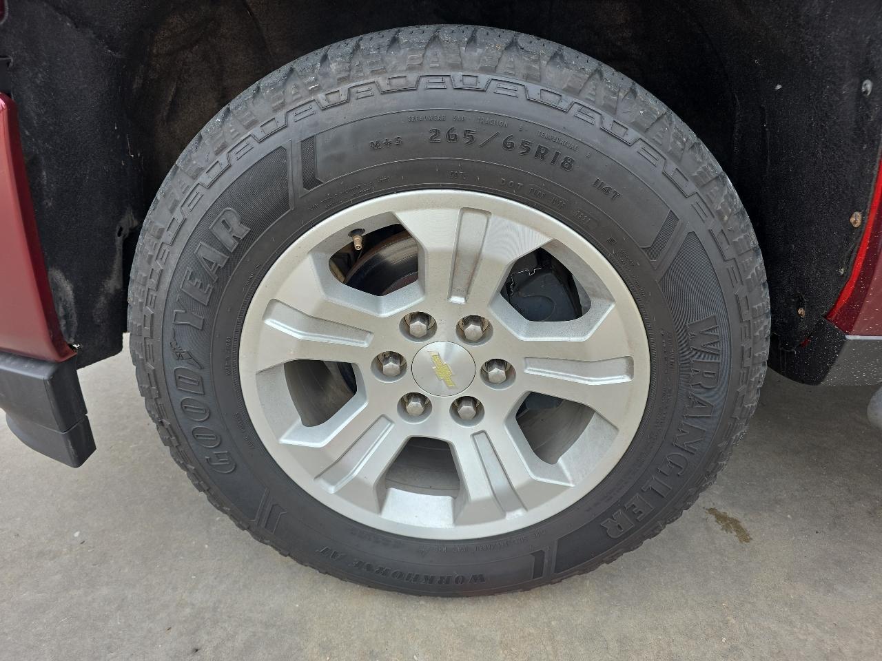 Chevrolet Silverado 1500 4WD Crew Cab 143.5" LT w/2LT 2016