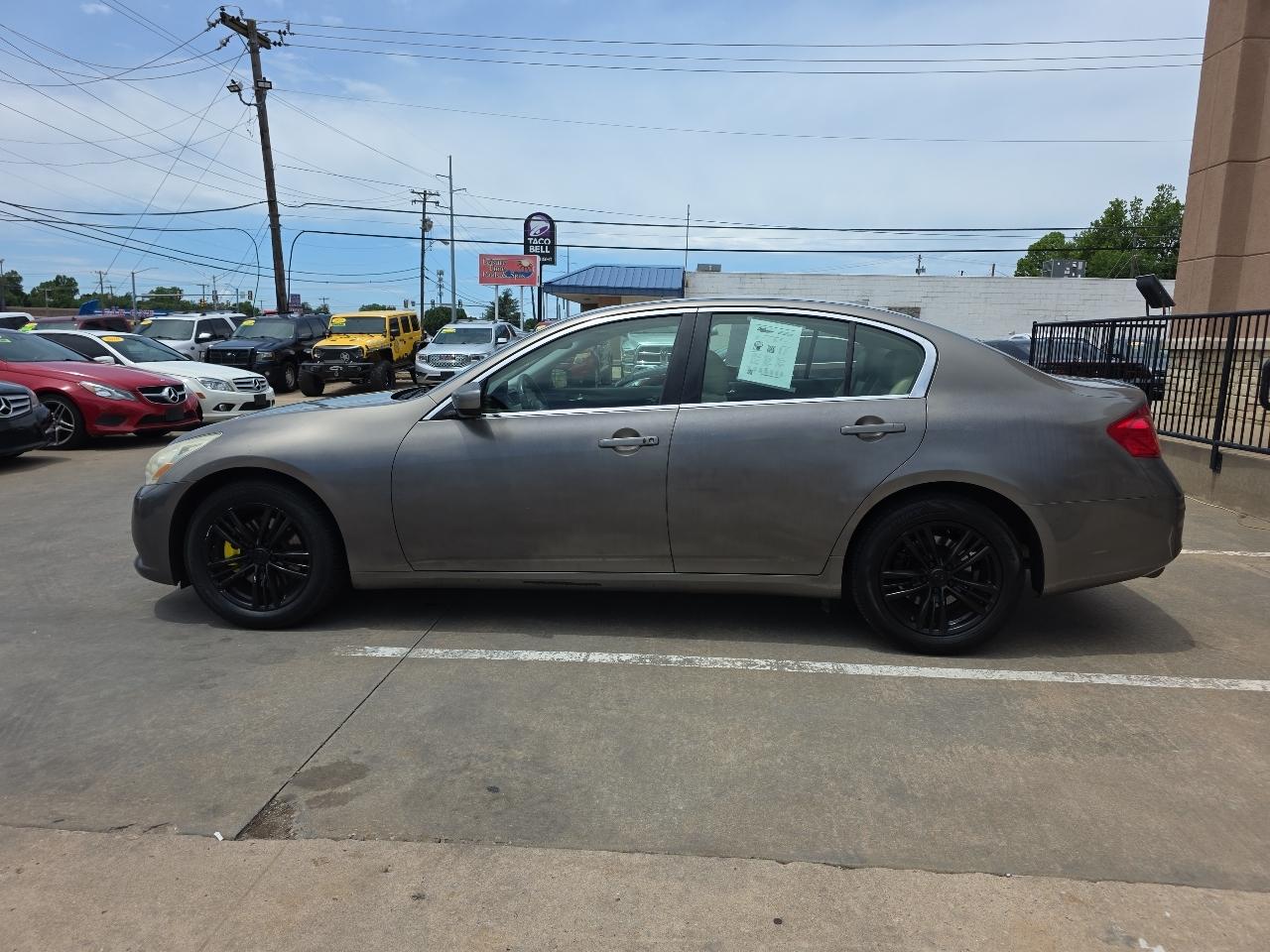 Infiniti G37 Sedan 4dr x AWD 2013