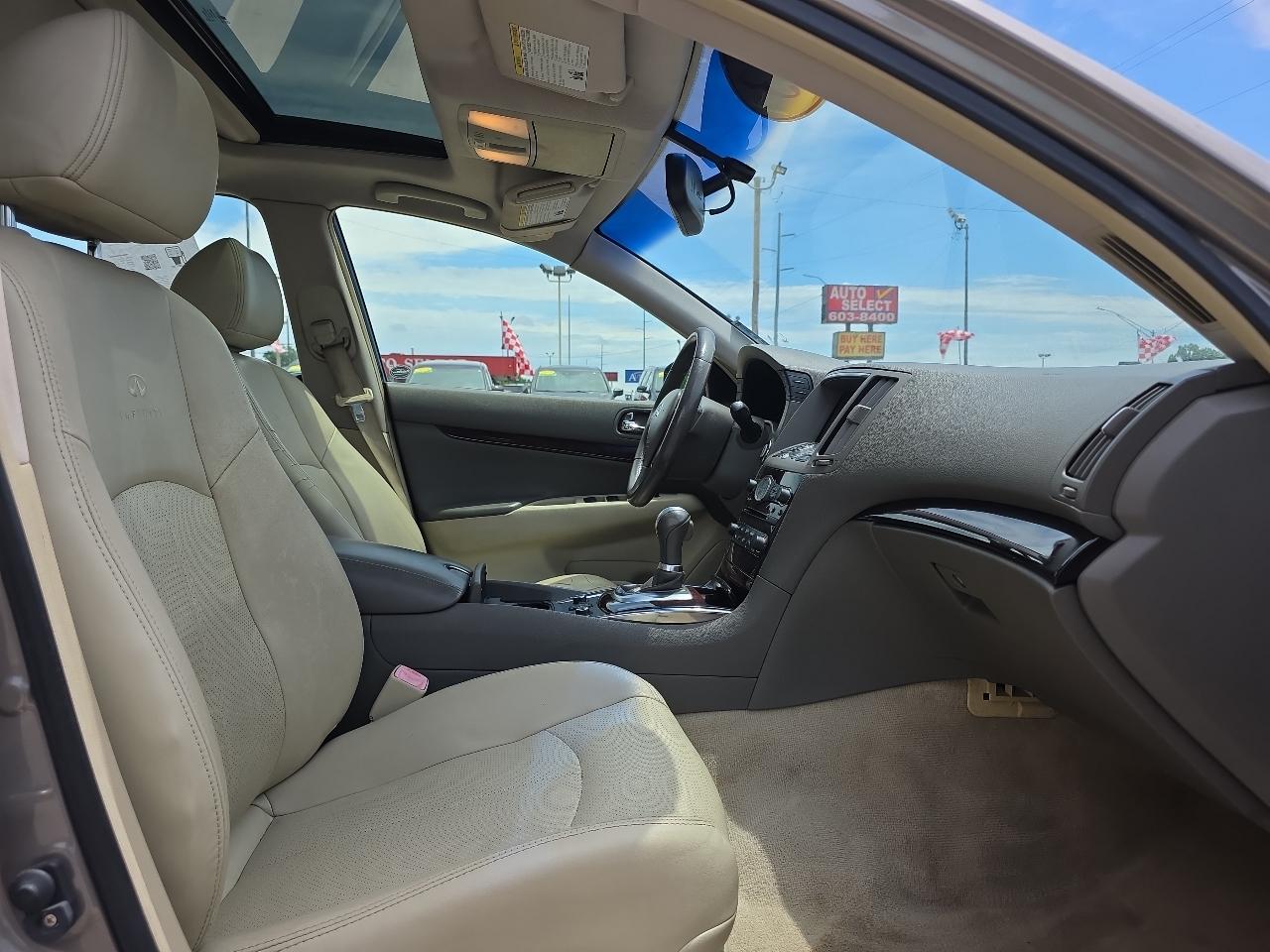 Infiniti G37 Sedan 4dr x AWD 2013