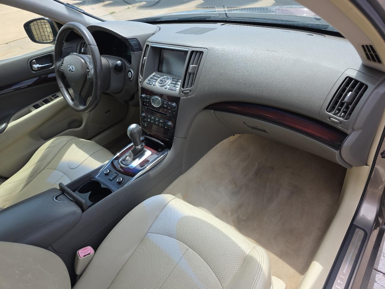 Infiniti G37 Sedan 4dr x AWD 2013