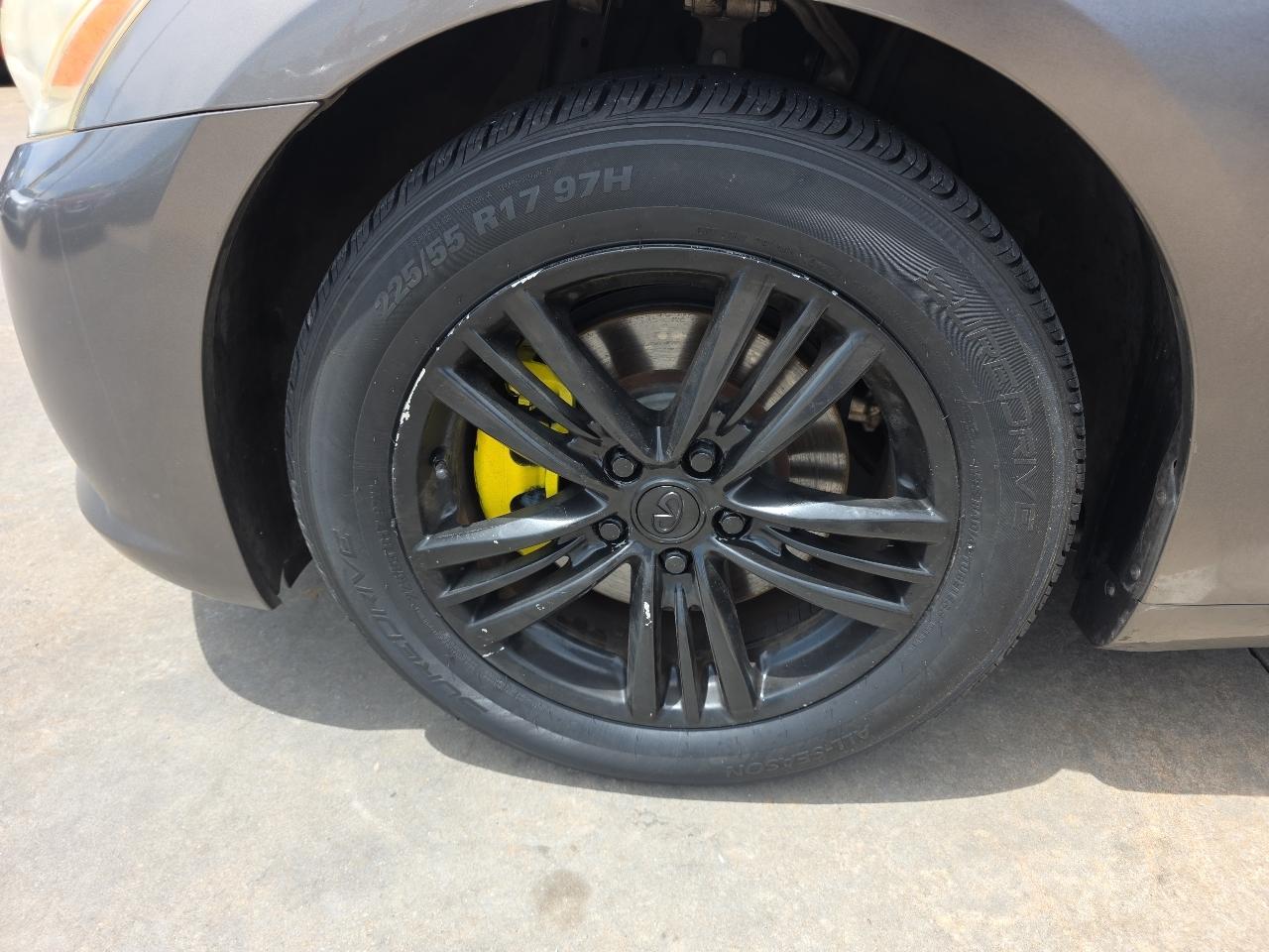 Infiniti G37 Sedan 4dr x AWD 2013