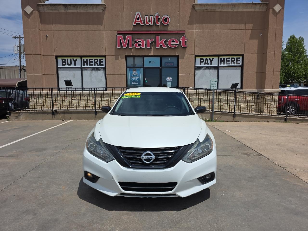 Nissan Maxima 4dr Sdn 3.5 Platinum 2016