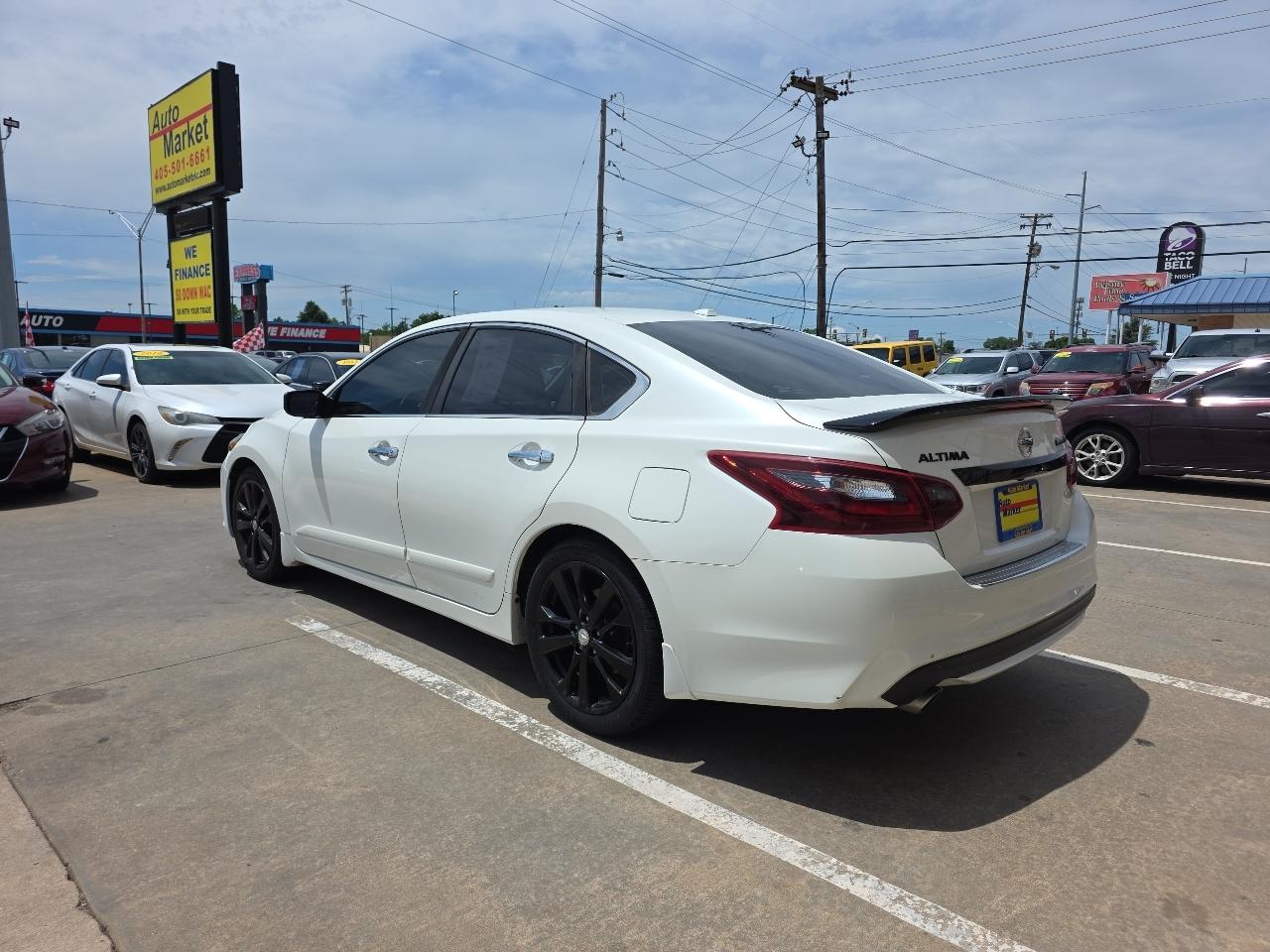 Nissan Maxima 4dr Sdn 3.5 Platinum 2016