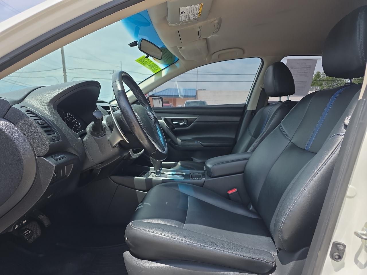 Nissan Maxima 4dr Sdn 3.5 Platinum 2016