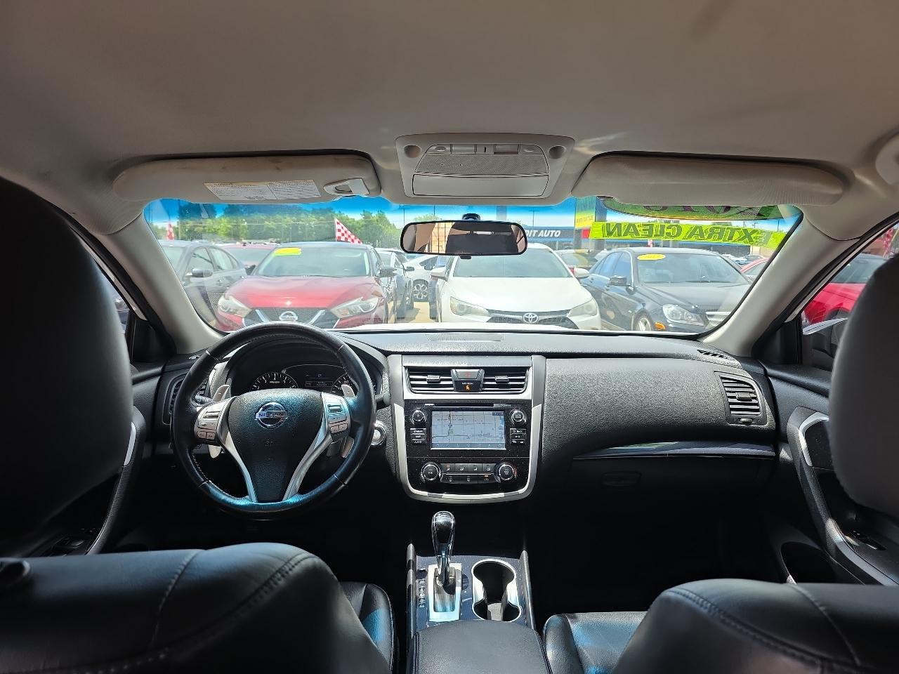 Nissan Maxima 4dr Sdn 3.5 Platinum 2016