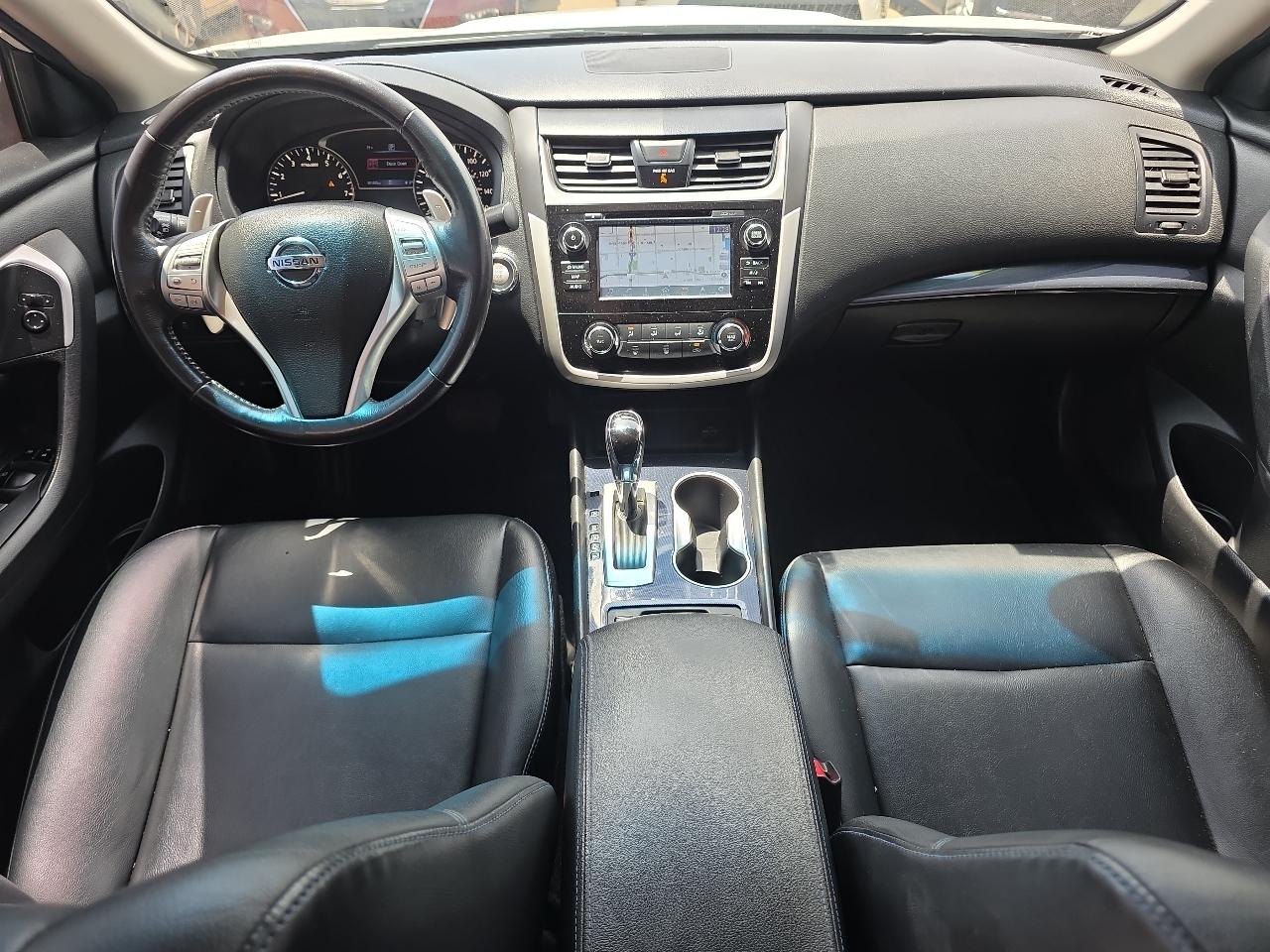 Nissan Maxima 4dr Sdn 3.5 Platinum 2016