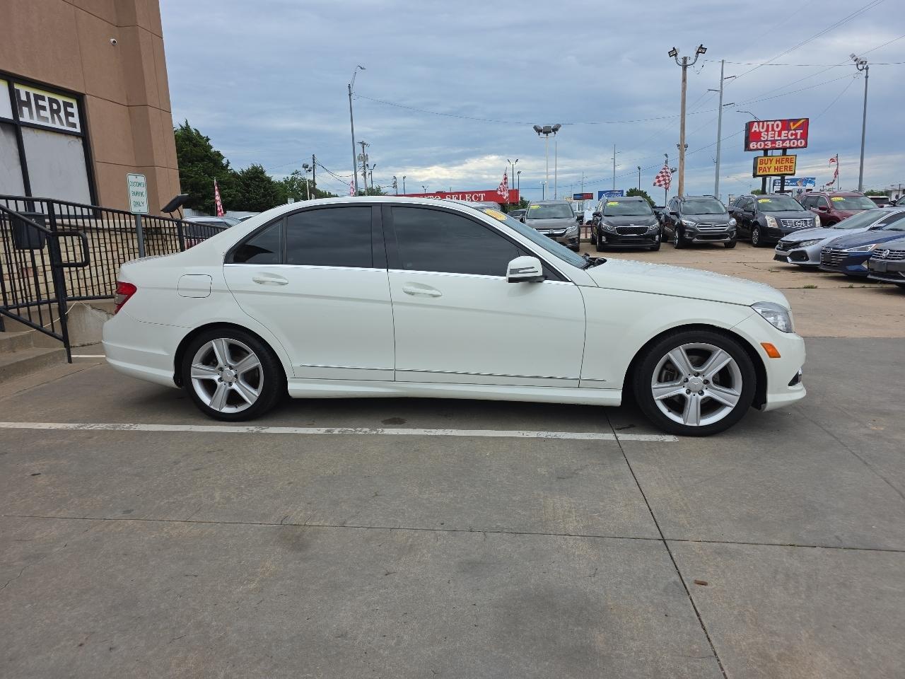 Mercedes-Benz C-Class 4dr Sdn C 300 Sport RWD 2010