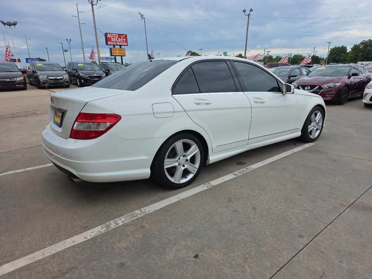 Mercedes-Benz C-Class 4dr Sdn C 300 Sport RWD 2010