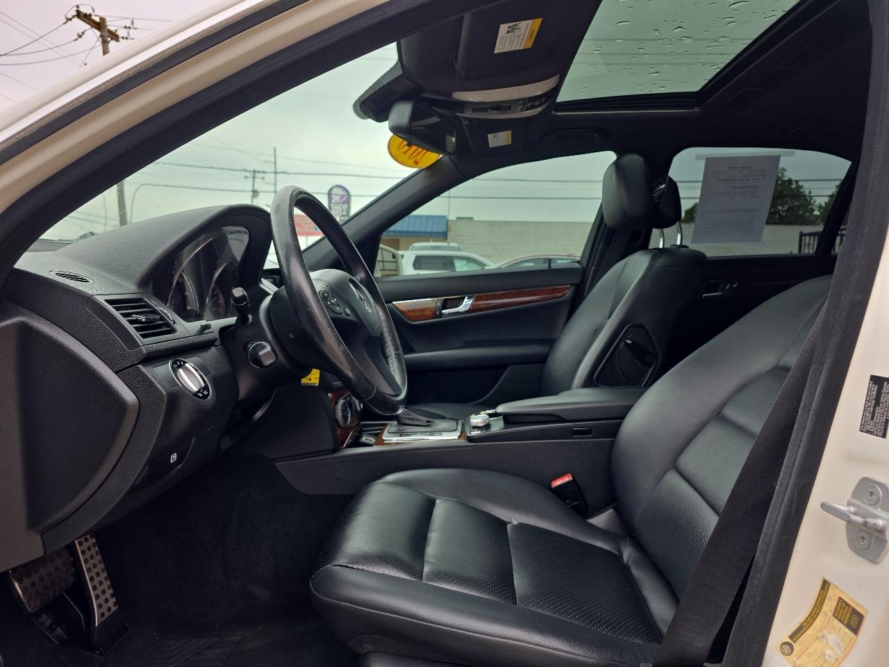 Mercedes-Benz C-Class 4dr Sdn C 300 Sport RWD 2010