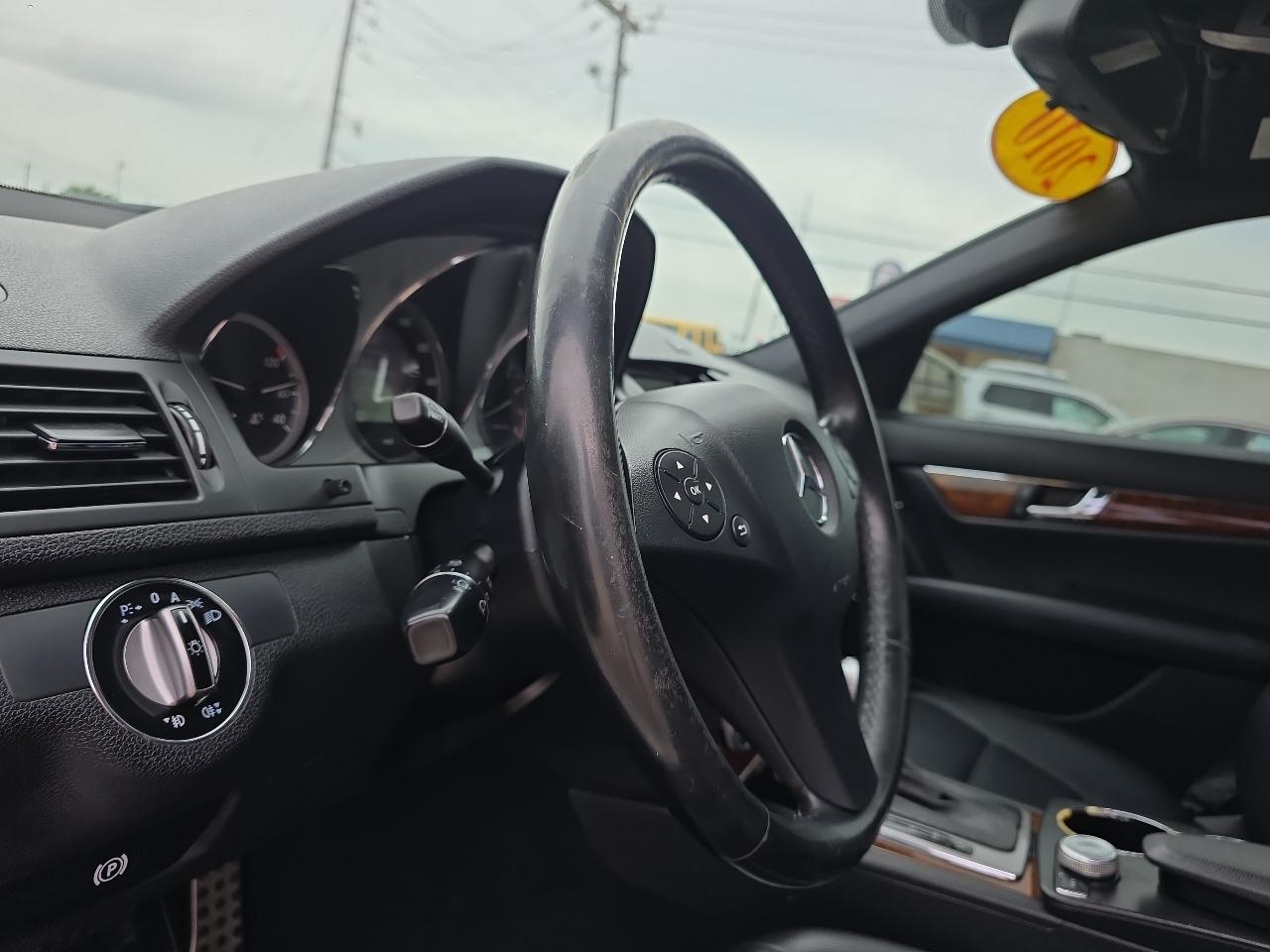 Mercedes-Benz C-Class 4dr Sdn C 300 Sport RWD 2010
