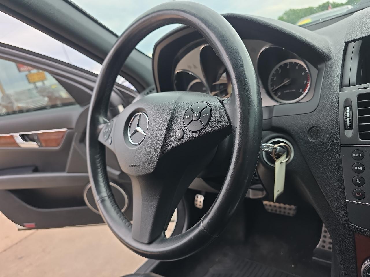 Mercedes-Benz C-Class 4dr Sdn C 300 Sport RWD 2010