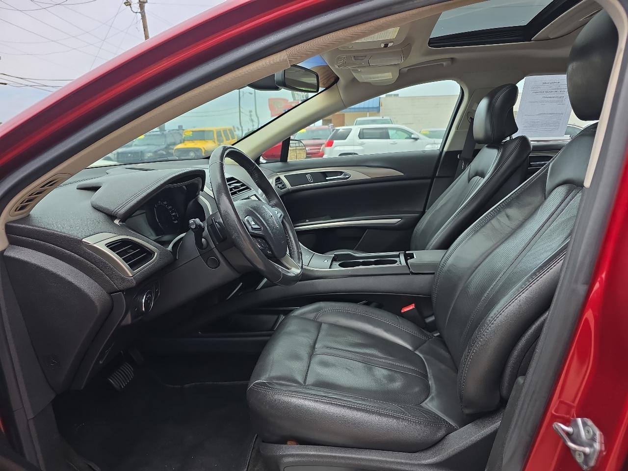 Lincoln MKZ 4dr Sdn FWD 2013