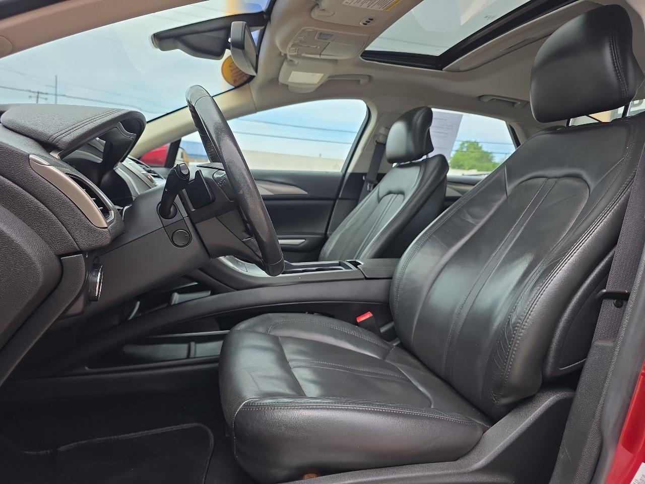 Lincoln MKZ 4dr Sdn FWD 2013