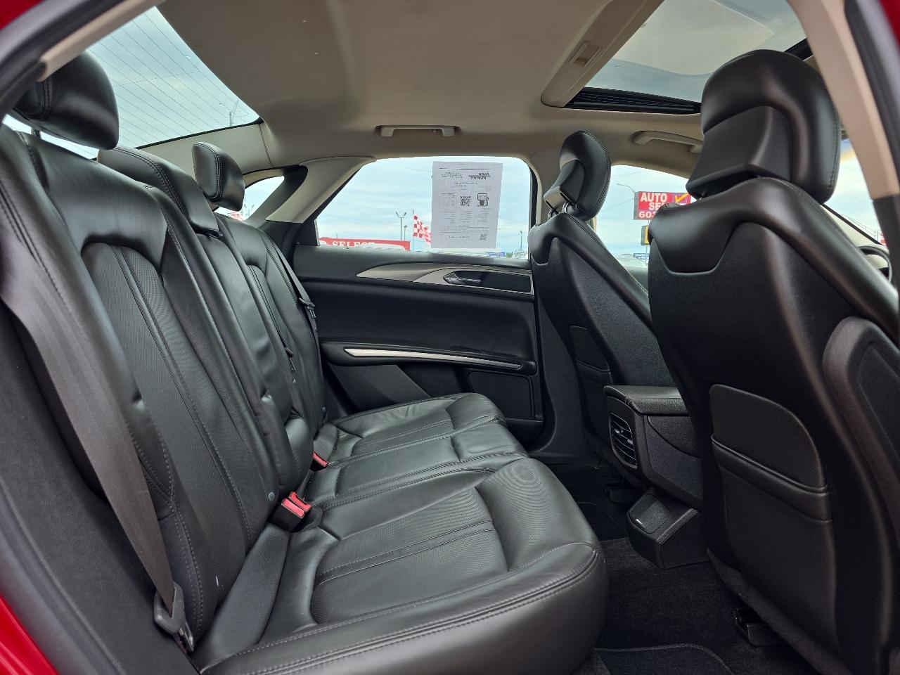 Lincoln MKZ 4dr Sdn FWD 2013