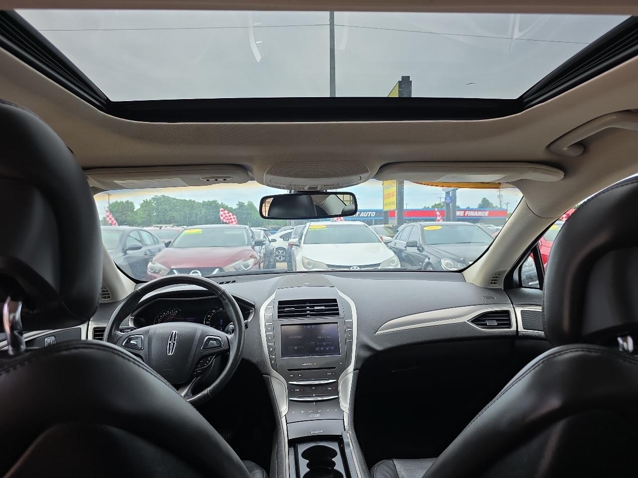 Lincoln MKZ 4dr Sdn FWD 2013