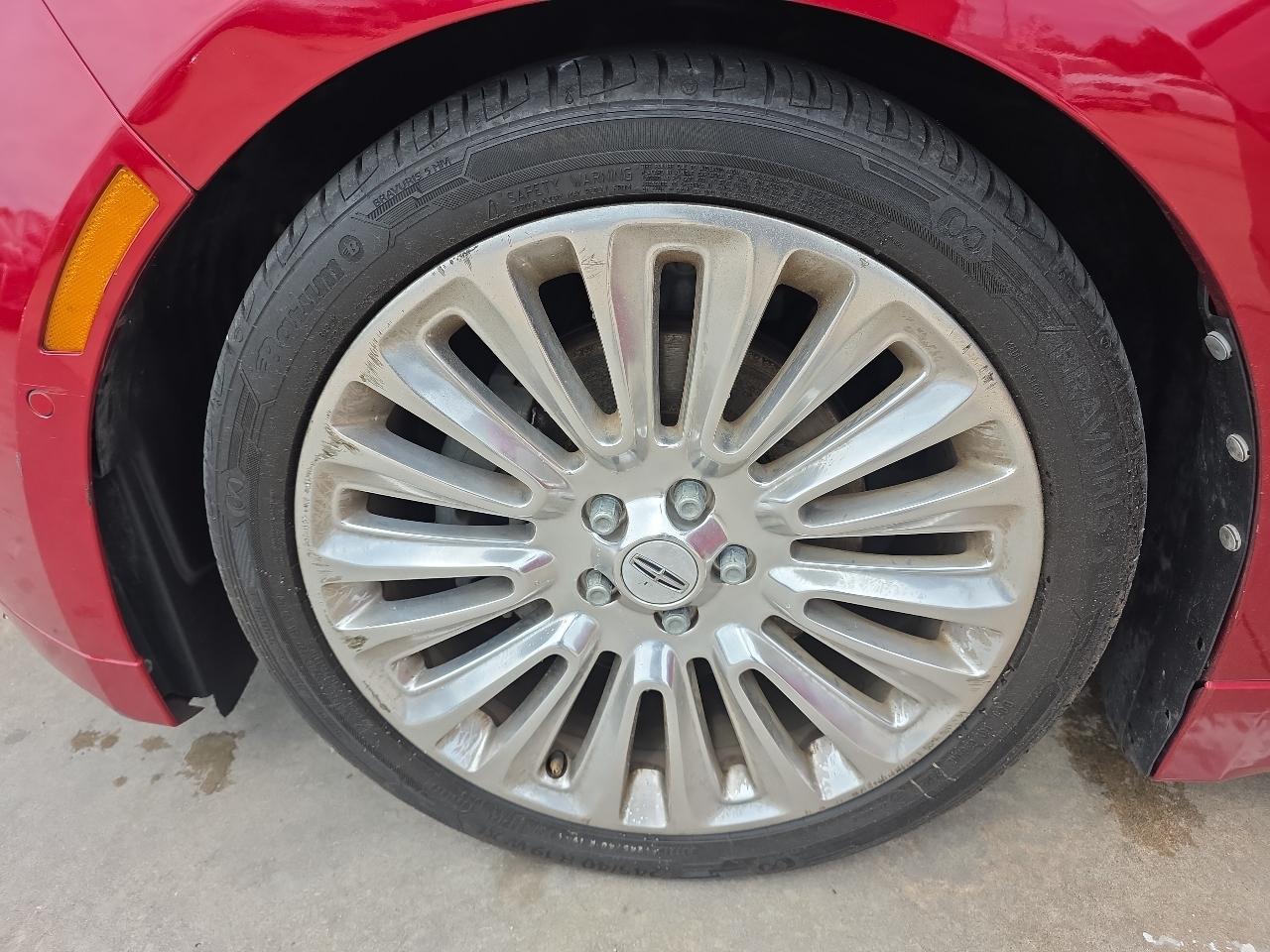 Lincoln MKZ 4dr Sdn FWD 2013