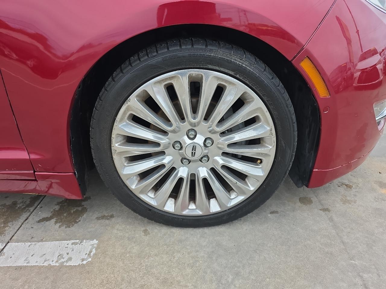 Lincoln MKZ 4dr Sdn FWD 2013